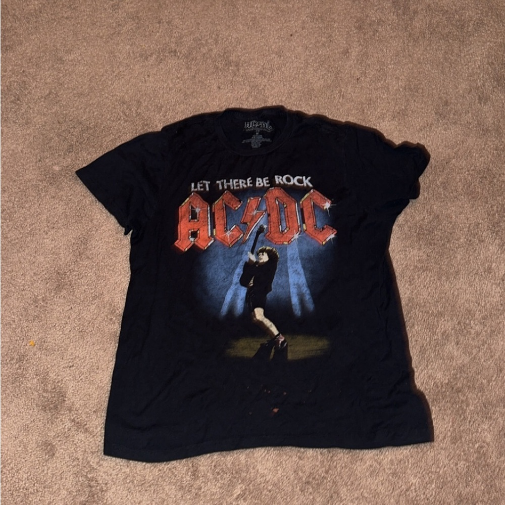 AC/DC.  M